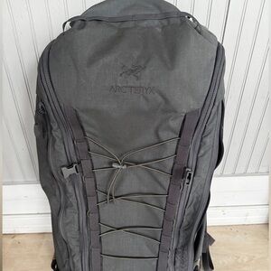 Arc'teryx KHARD 60 Gray Men's Backpack